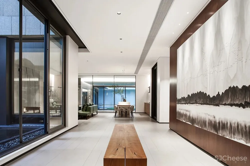 1800 m² 超级别墅，自带室内泳池、SPA等，宁静与奢华的都市桃源