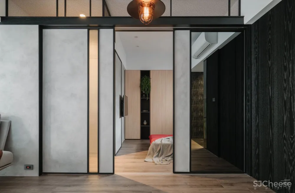 工业风灰调公寓，自由弹性空间