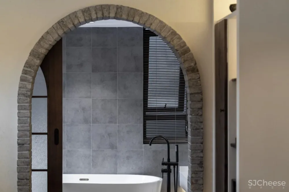 告别人从众！这个被低估的“西南小瑞士”，被稻田火山与古老温泉所拥抱，600年边陲小城的魅力，人见人爱！