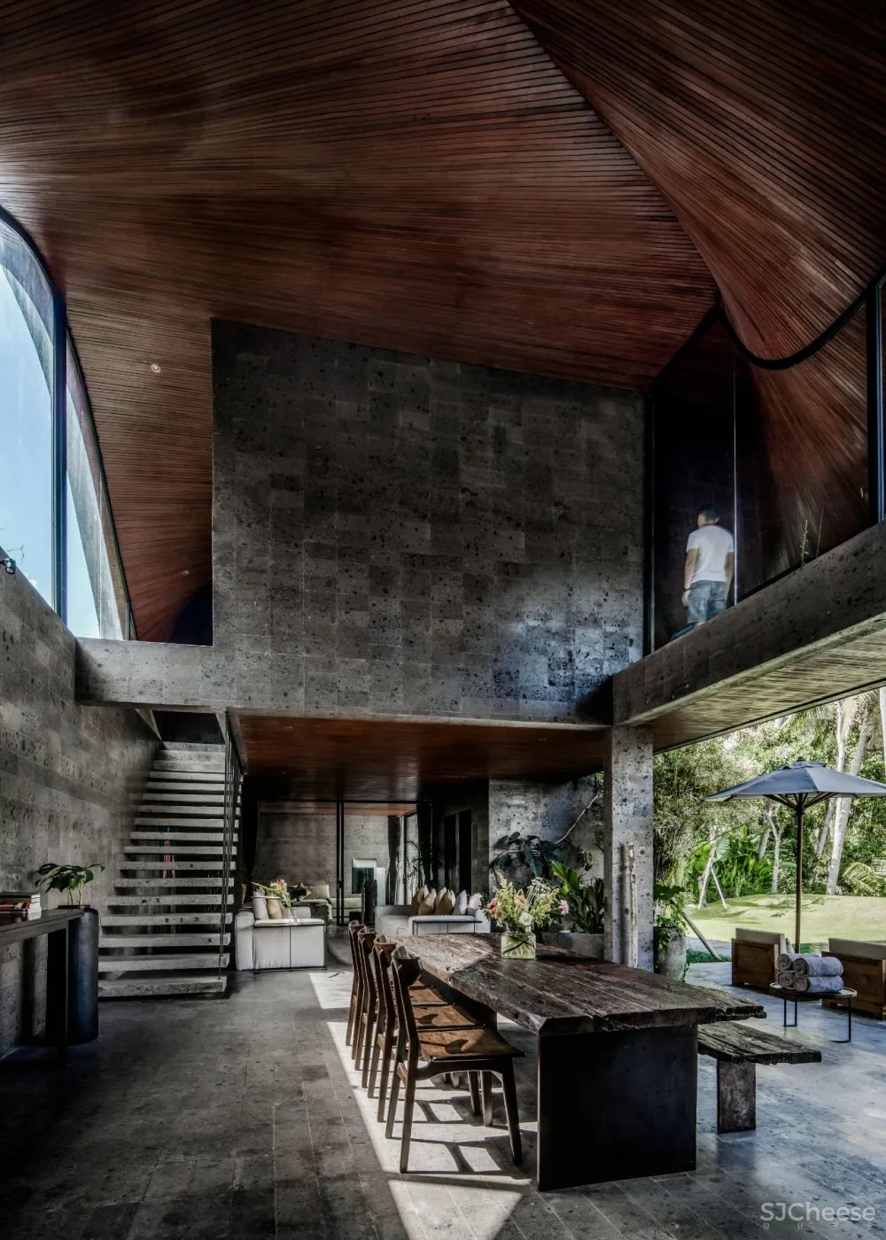 Alexis Dornier 新作 “起伏”私宅,坐拥巴厘岛浪漫景色