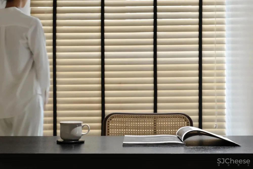 168㎡黑白木质空间,纯净与心安才是家的模样!