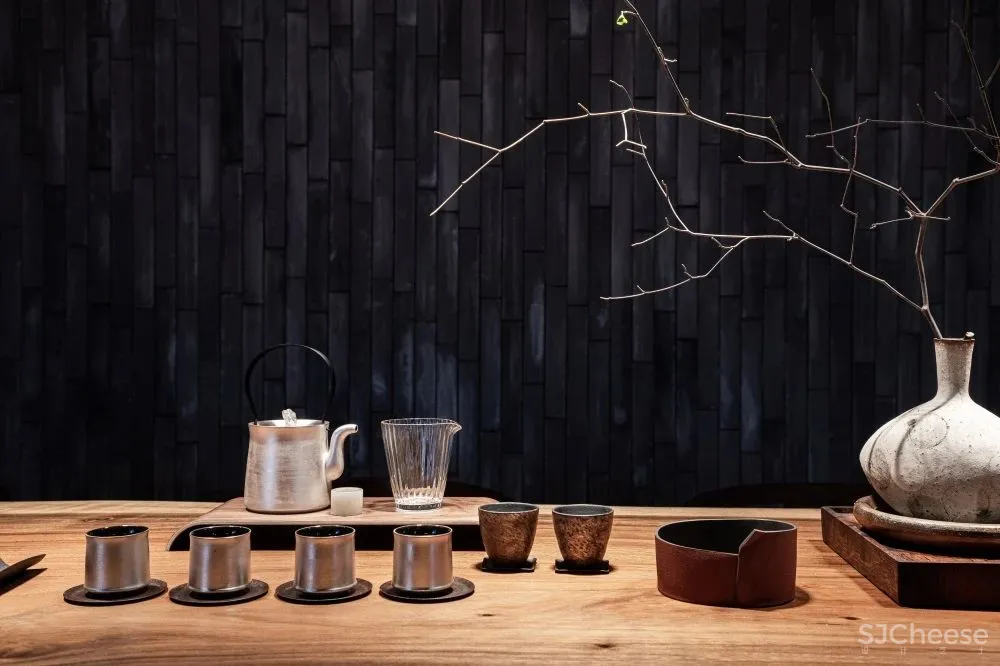 610㎡简约大宅,随心所欲的宁静与自由!