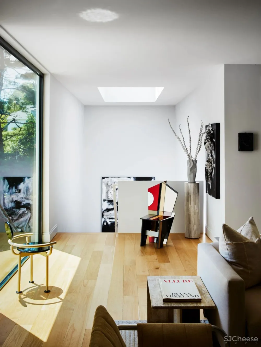 Christian Siriano現代主義避難所