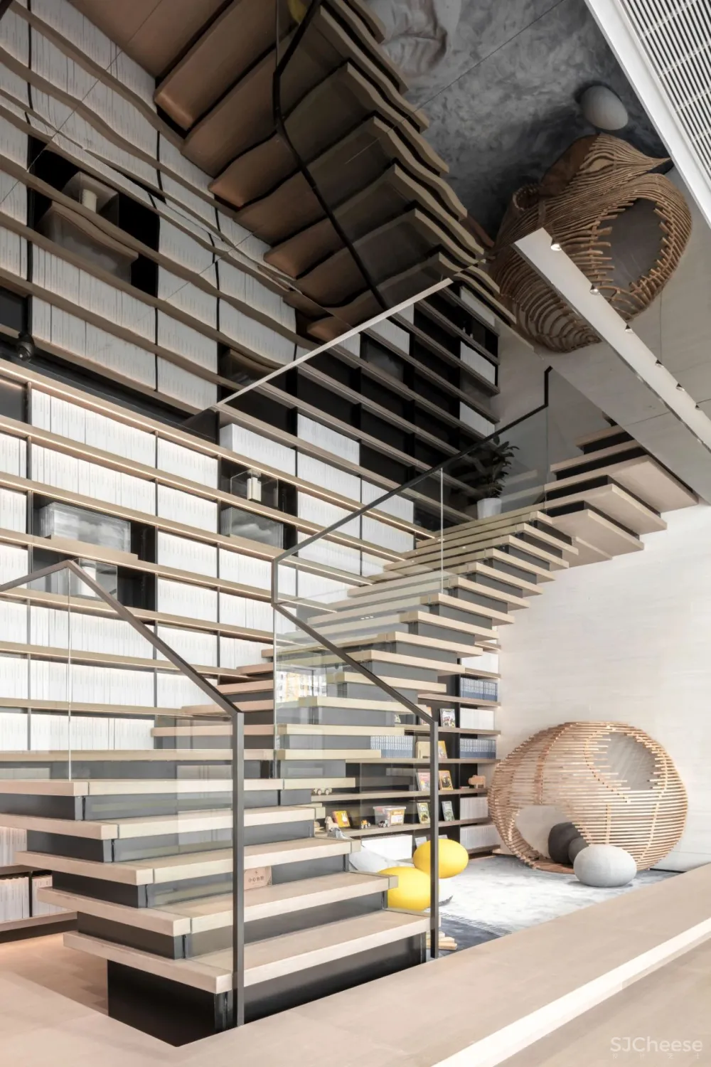 JLa设计 × 保利云上销售中心:倒转一座城,悬挂云端