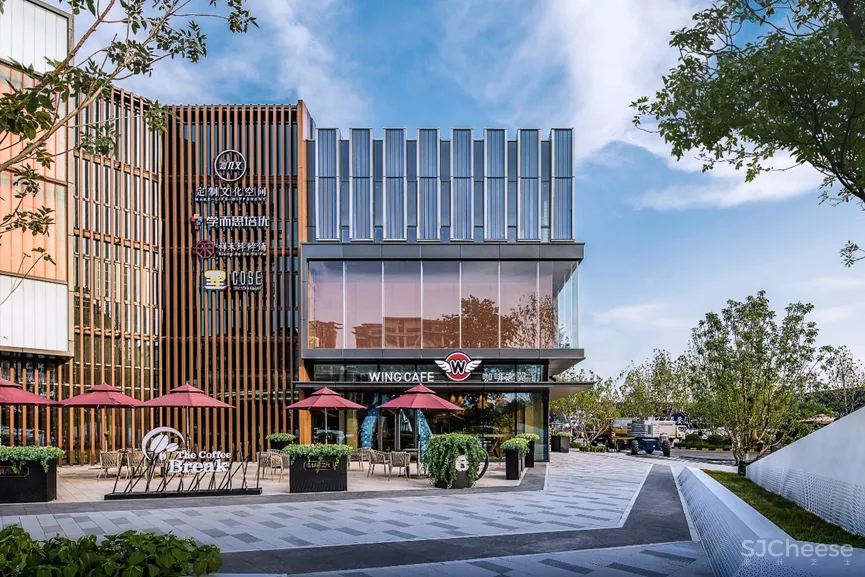 CLV赛拉维X万科:幻妙光境