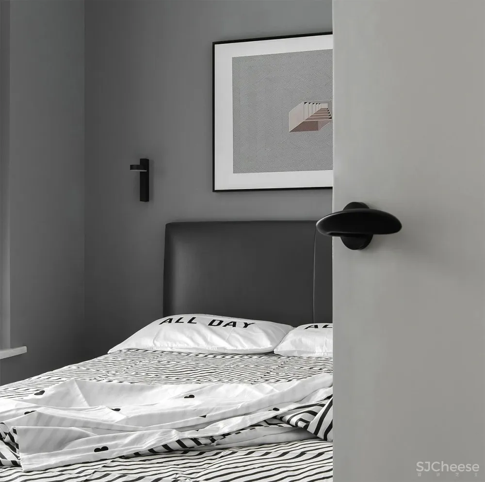 黑白灰，极具视觉张力的极简格调 予以设计