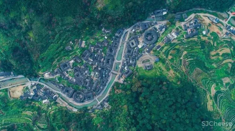 《花木兰》中国取景地藏着一间文艺酒店，改造百年土楼，仅26间房