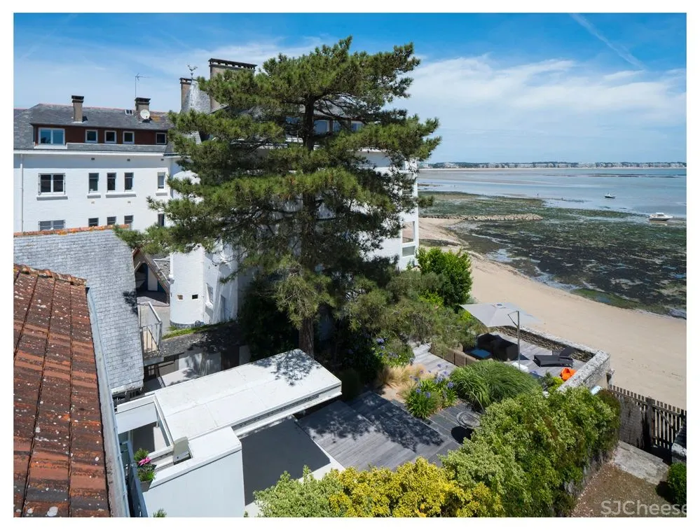 Avignon Clouet Architectes丨邂逅极简美学,回归纯粹生活