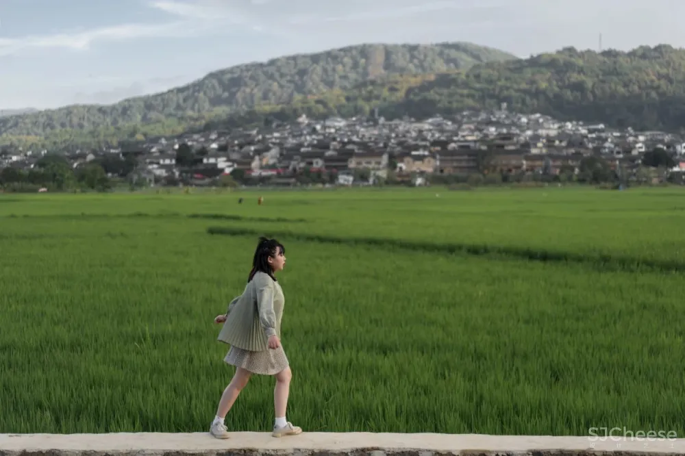 告别人从众！这个被低估的“西南小瑞士”，被稻田火山与古老温泉所拥抱，600年边陲小城的魅力，人见人爱！