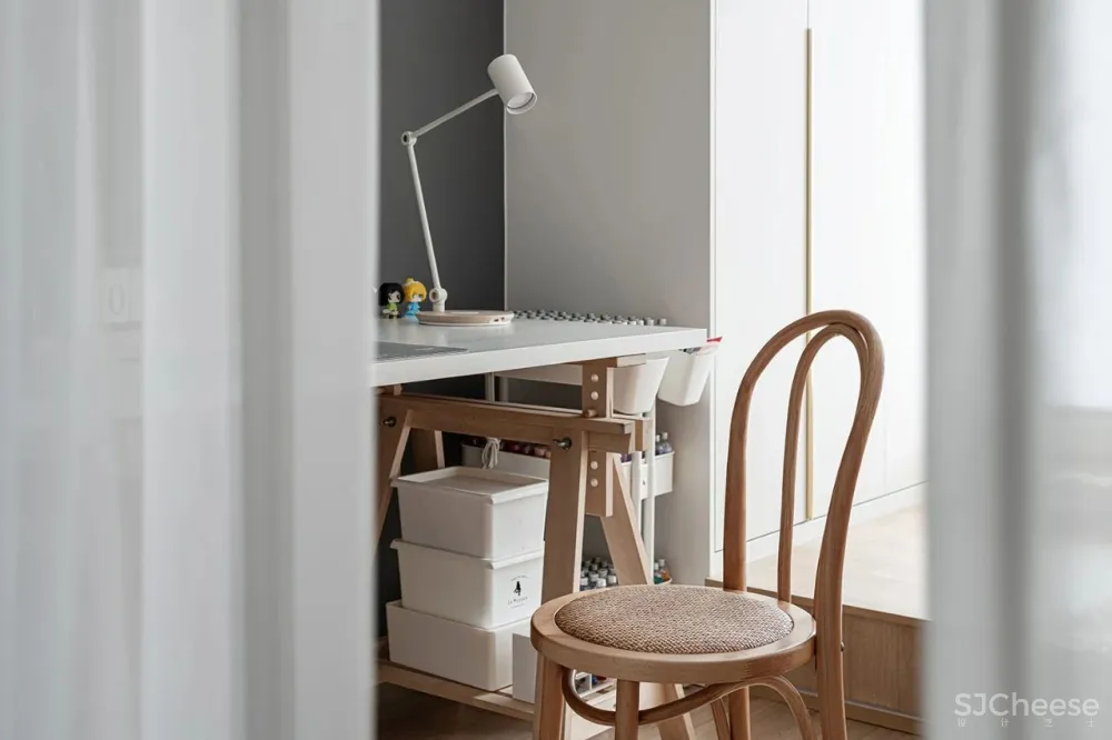 木、白、灰，素雅宁静的慢生活家居 予以设计