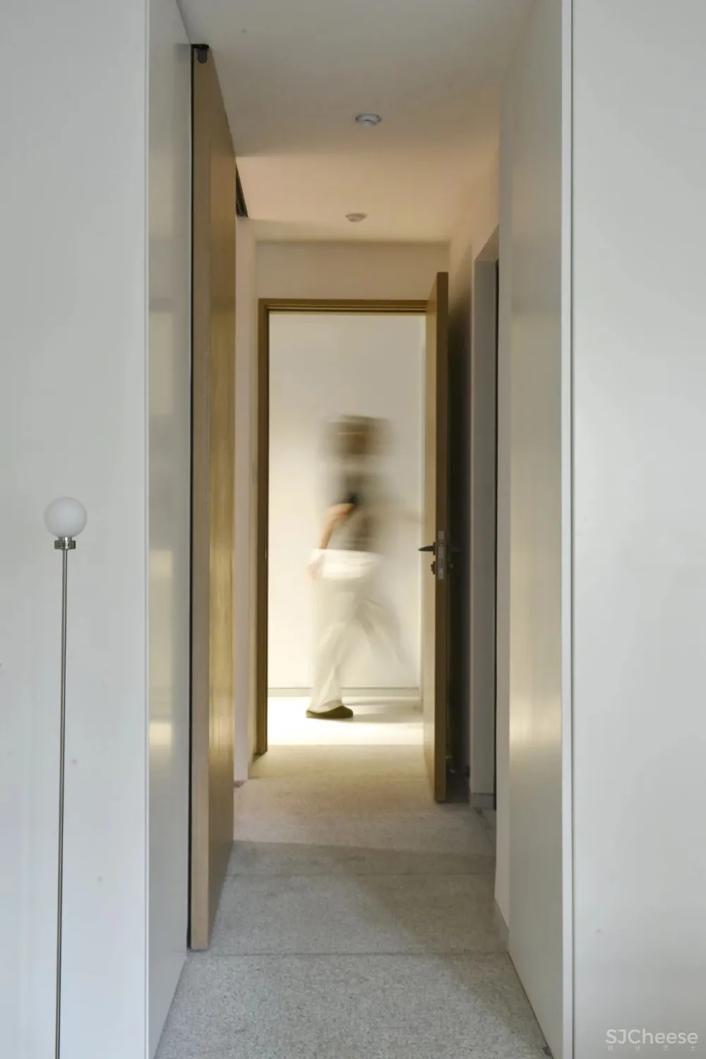 168㎡黑白木质空间,纯净与心安才是家的模样!