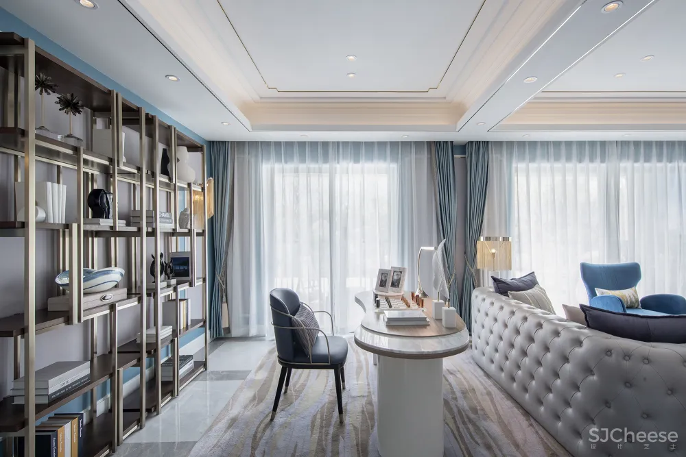 让我们静心聆听丝巾诉说的动人故事 ,Hermès l 红星地产×香港方黄新作