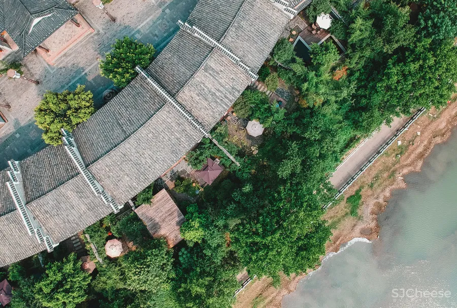 旧房糅合新貌,诠释民宿生活的意境