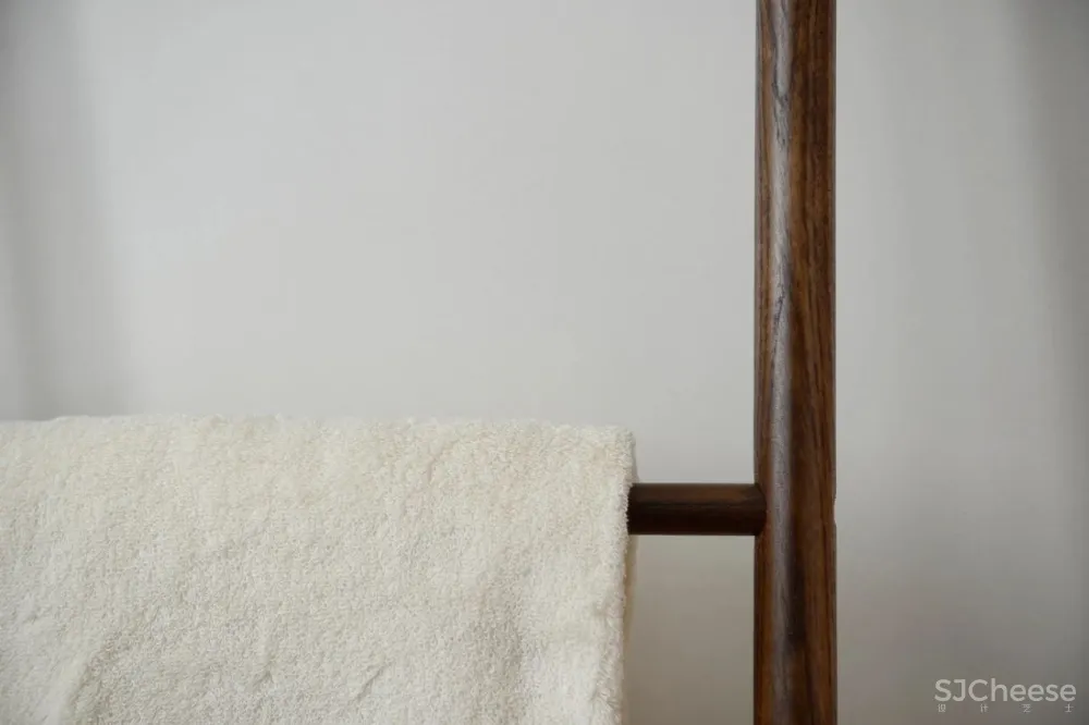 168㎡黑白木质空间,纯净与心安才是家的模样!