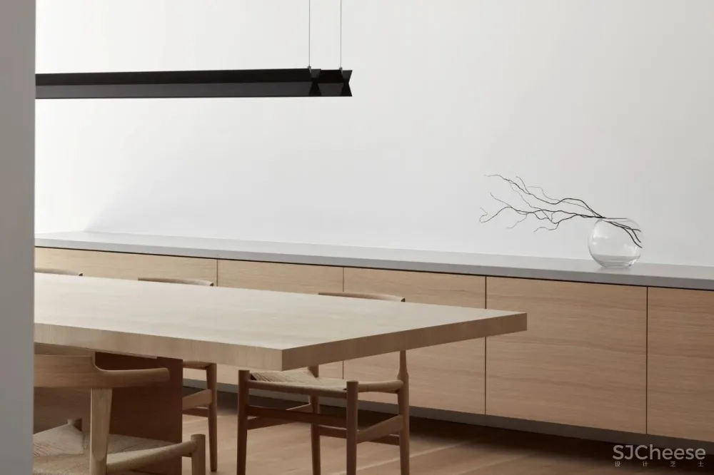 诗意空间的消解与重铸丨Akb Architects