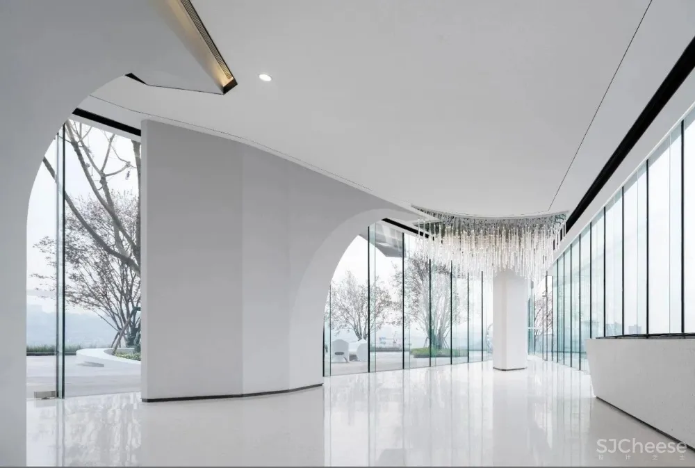 LWK PARTNERS丨2500㎡重庆江山雲出 • Legend未来人居艺术馆