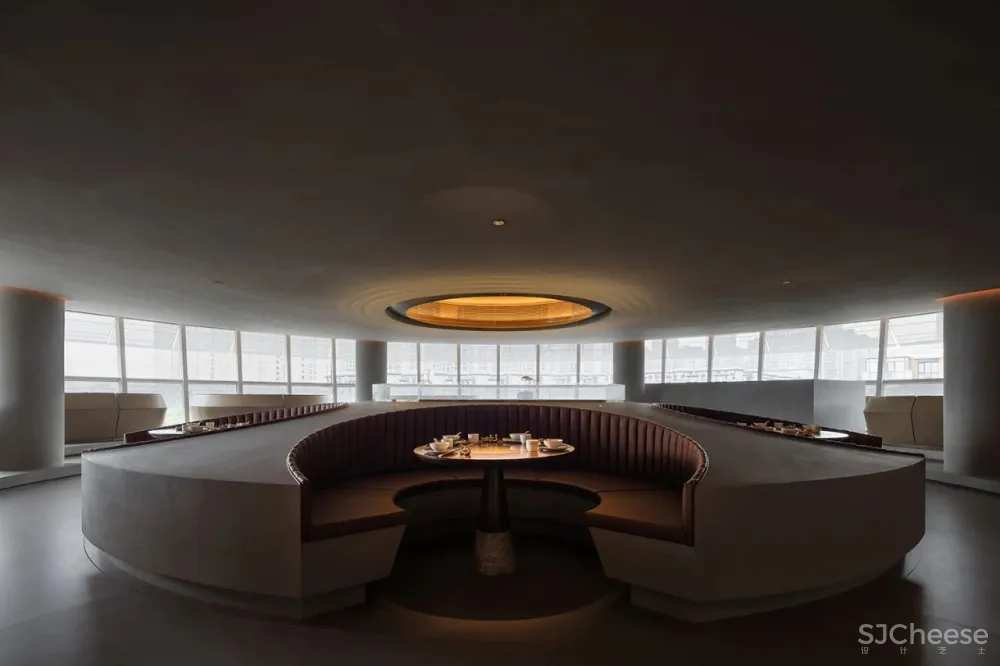 时尚前卫设计,缔造无限可能的灰度空间!