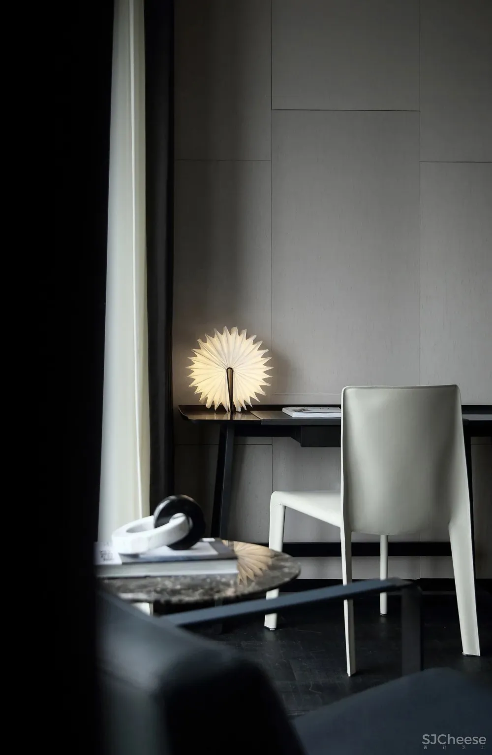 轻奢雅灰美宅:转了半个地球的沪上业主直言,好的地方还是家