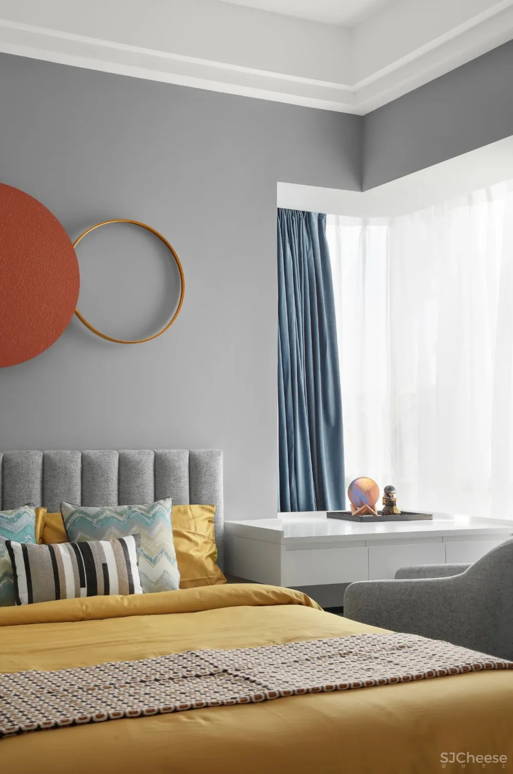 设计师丁捷:270㎡现代极简大宅,繁华之中的静谧空间