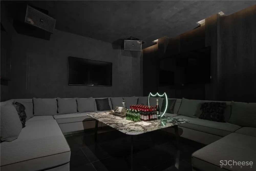 悦·量贩式KTV奥体店“暗夜精灵” INHOUSE设计