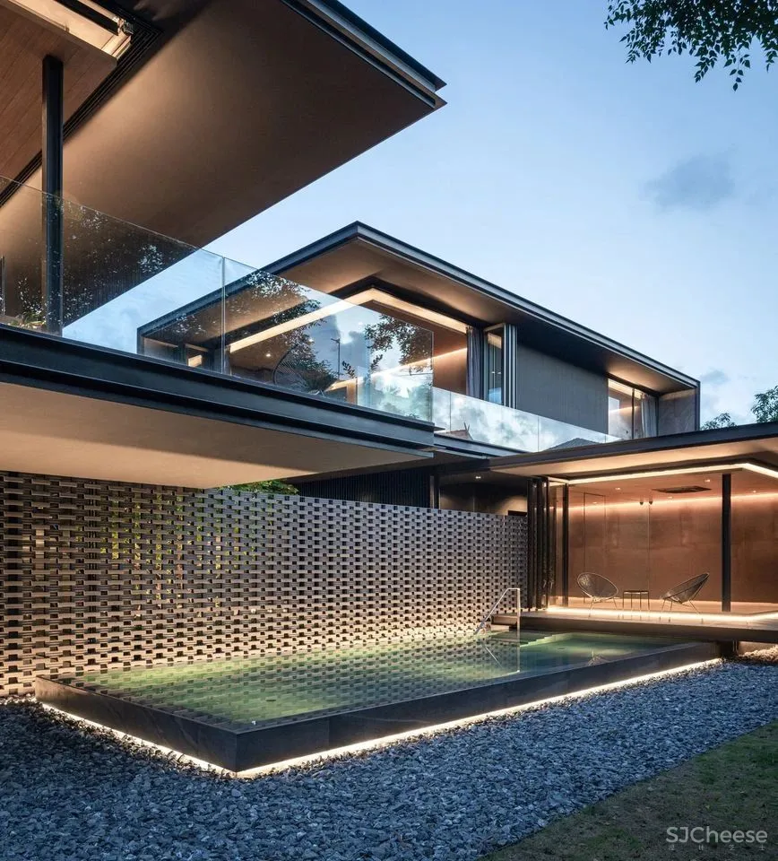 泰国机师450㎡的家,与阳光绿意一起呼吸!