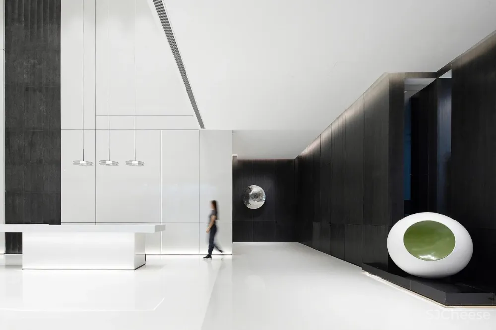 干净利落的现代设计,成就一脉相承的恢弘气韵!