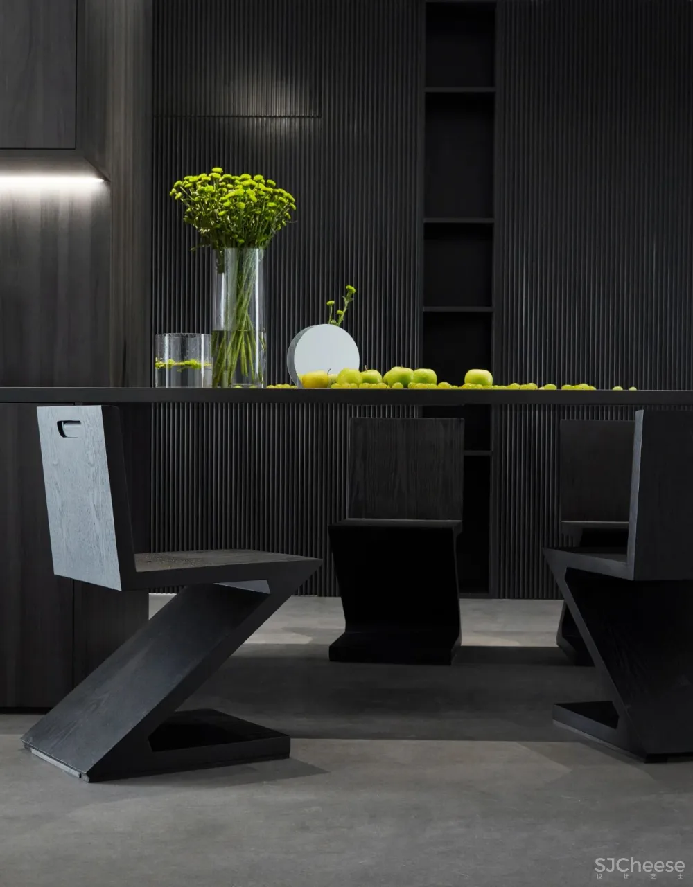 150㎡黑白现代风,将色彩运用到极致,时髦灵动