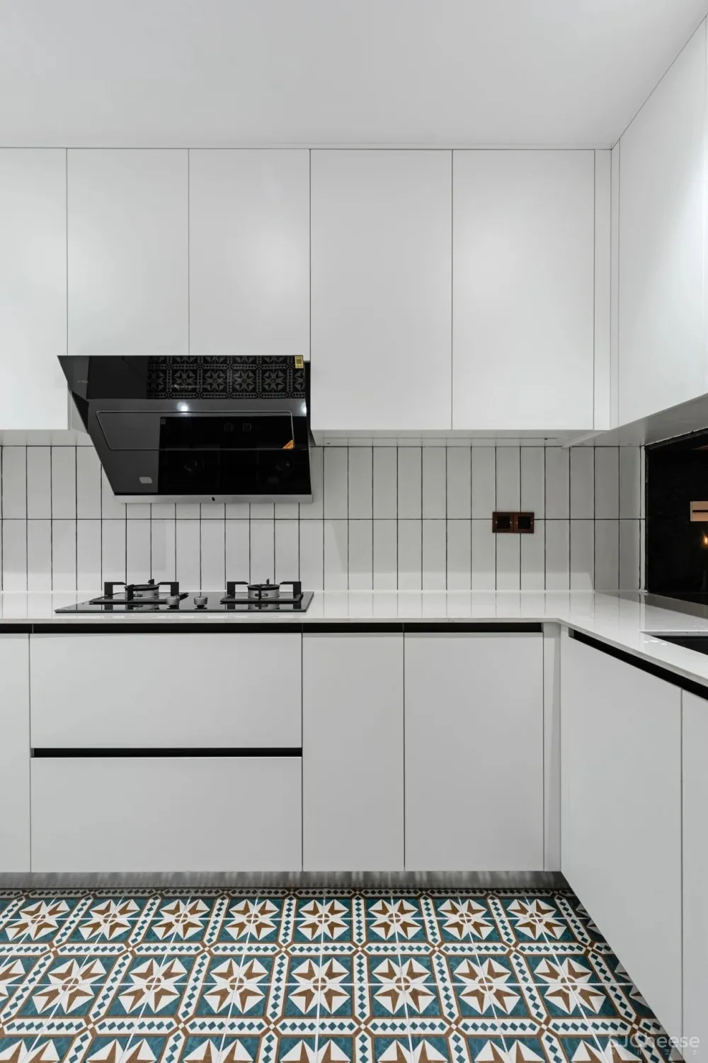 93m²二手房重塑！大胆挑战美妆界“脏橘色”！网友：真的美翻了！