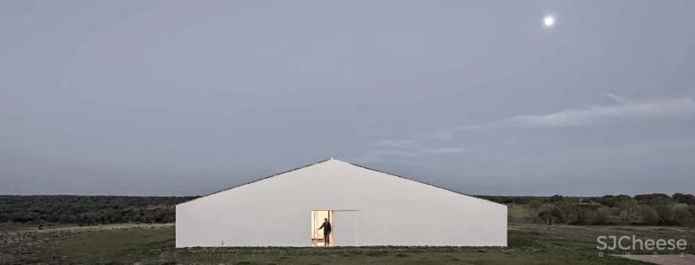 一座孤独的乡村民宿，400公顷田园丛林，这里的心灵治愈很高级！