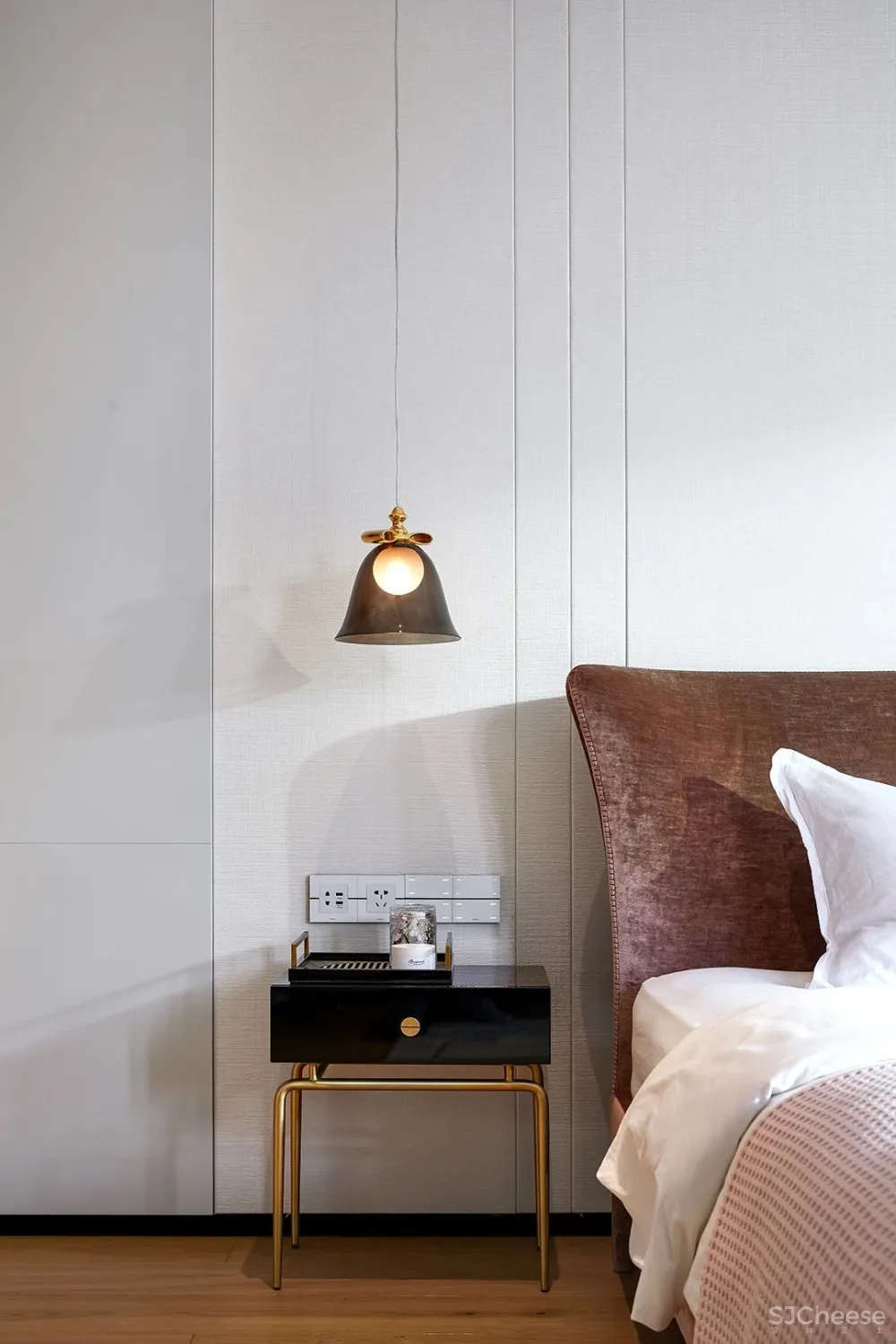 1800 m² 超级别墅，自带室内泳池、SPA等，宁静与奢华的都市桃源