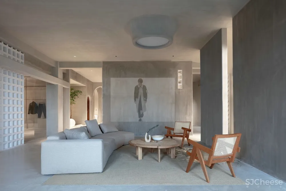 侘寂风在服装店面的运用