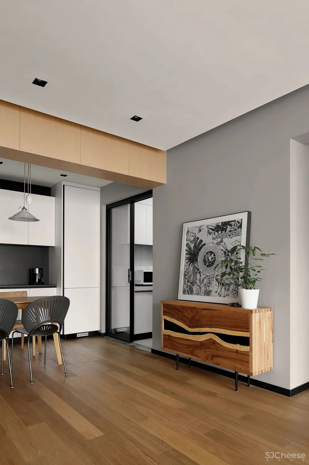 二胎之家的76㎡两居室,客厅竟看上去空无一物,简约舒适、收纳超多……