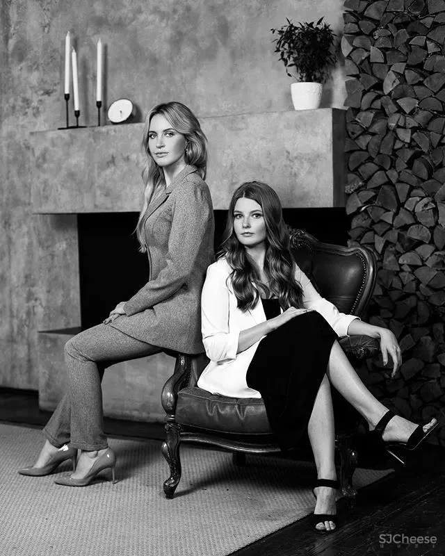 灰白色 原木,宁静简练的舒适感!