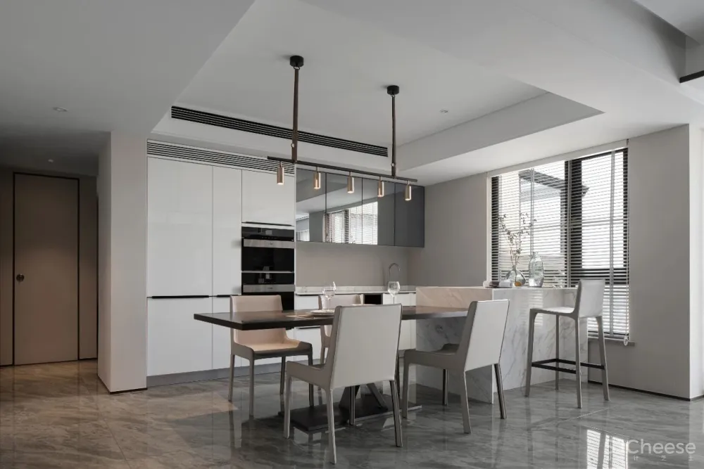 忱意设计:260㎡ 意式极简风叠墅,还原设计本真