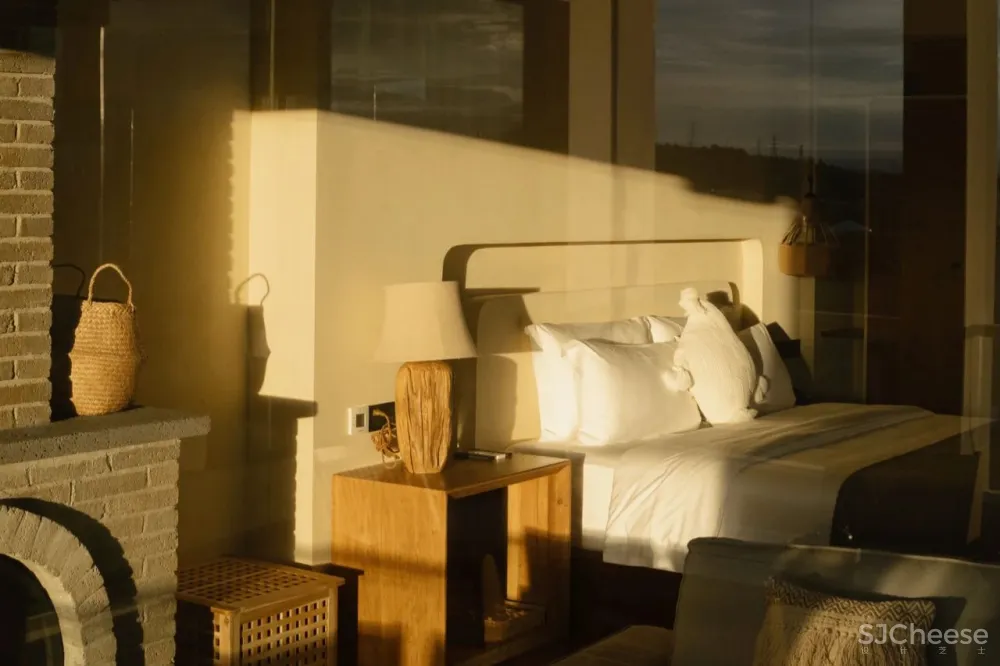 告别人从众！这个被低估的“西南小瑞士”，被稻田火山与古老温泉所拥抱，600年边陲小城的魅力，人见人爱！