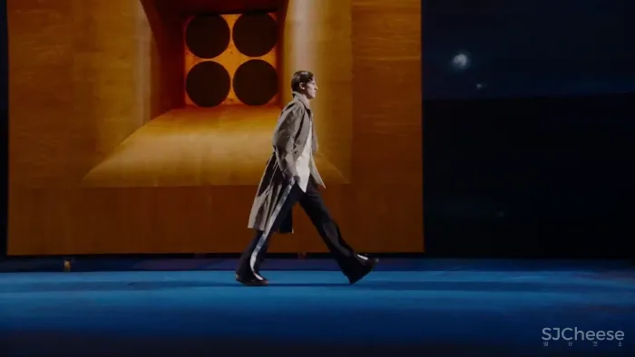 LV、Prada、Dior...最新秀场设计,2021疫情下的直播大秀