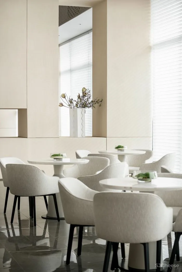 如聿设计:一抹温和的红晕,浸润人心的现代美感!