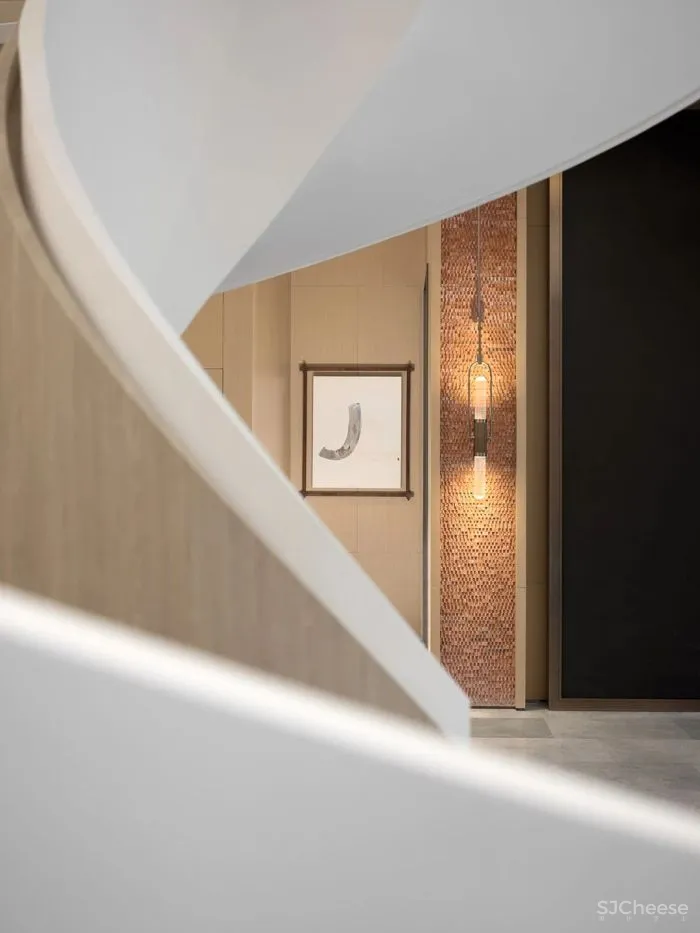 千墨设计 银杏树下朴实无华的平静