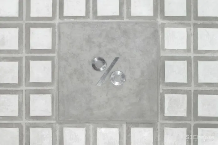 曼谷%咖啡店,手工瓷砖和砌块构建整个空间的想法。