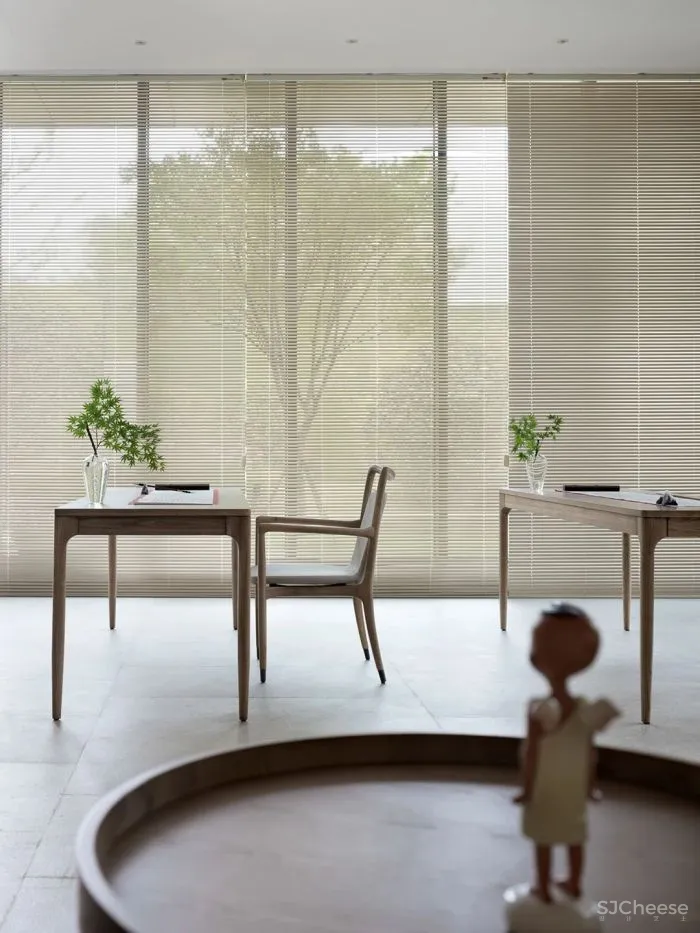 千墨设计 银杏树下朴实无华的平静