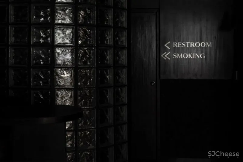 RENESA ARCHITECTURE新作|暗黑式混凝土结构