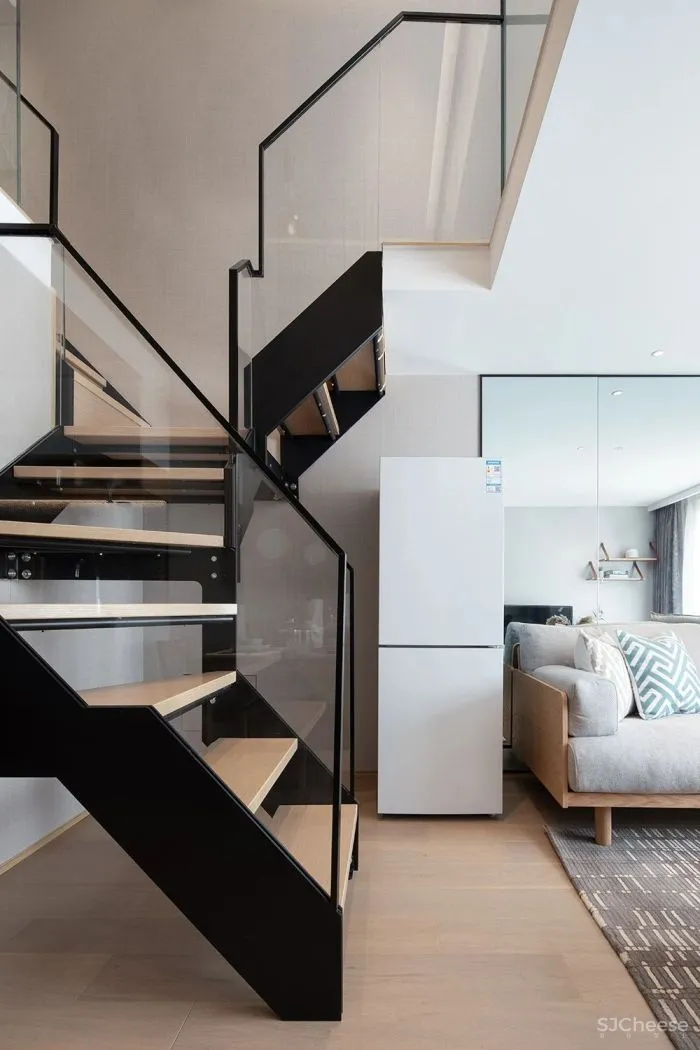 两室一厅的24㎡全能小复式，超越豪宅的舒适生活！