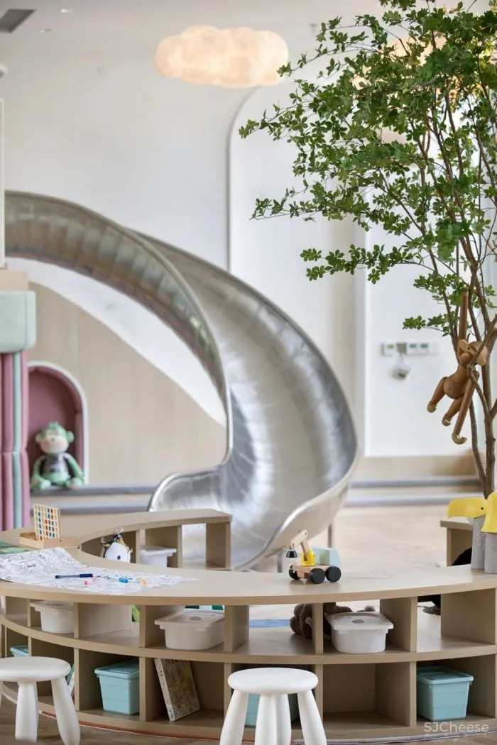 千墨设计 银杏树下朴实无华的平静