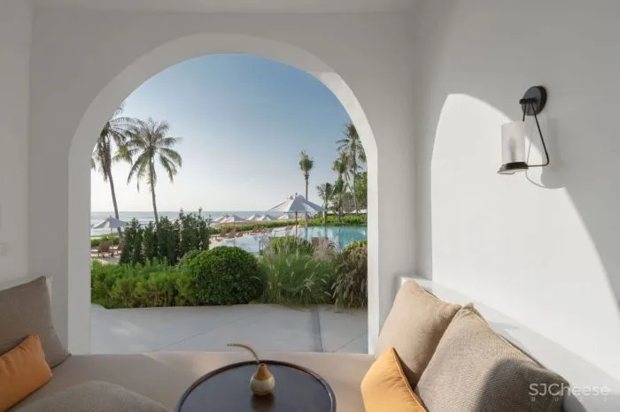 泰国又出极致度假酒店:面朝大海,融于自然!