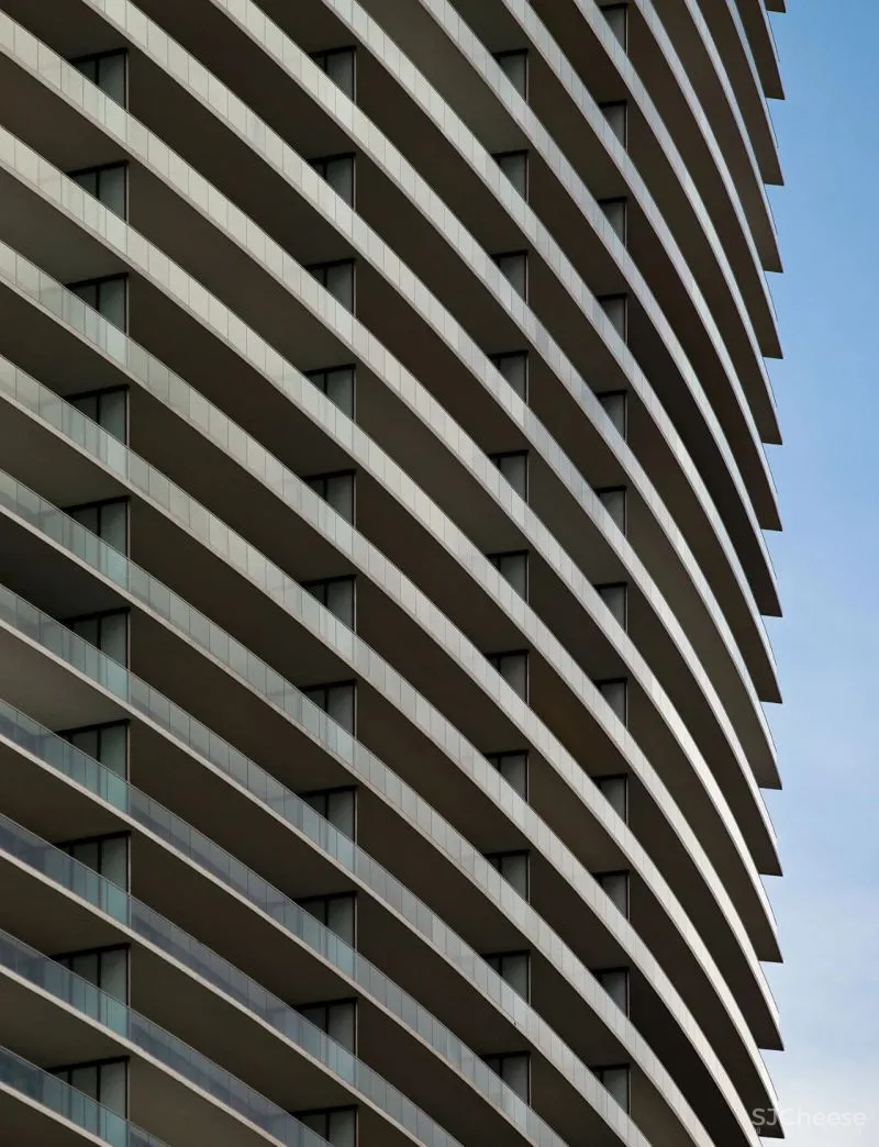 阿玛尼设计的豪宅,200㎡售价仅800万,网友:比二线城市还便宜!