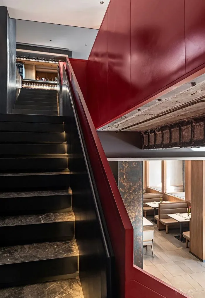 从簋街“长出来”的京城名餐厅 胡大总店，北京 IN·X屋里门外