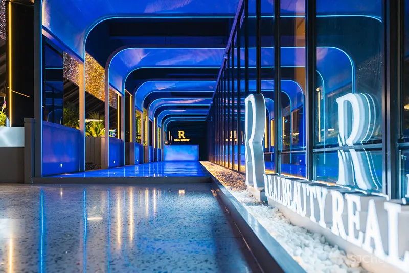 REAL BEAUTY!带你穿越时空