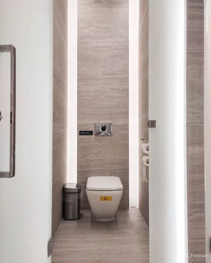 热炼「熔」城,史上“最黑”的健身房却如此酷帅