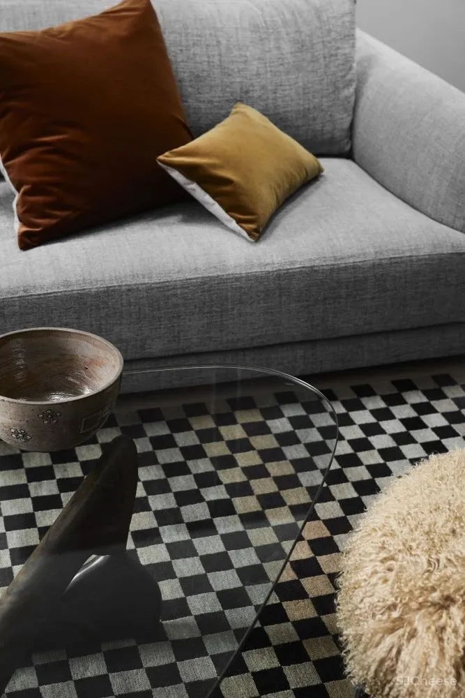 看惯了金碧辉煌的豪宅,怀念这种朴素的简约风