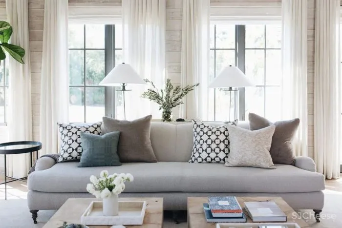 浅色系的舒适,低调优雅的灵感空间